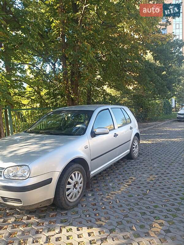 Volkswagen Golf 2000 Volkswagen Golf 2000