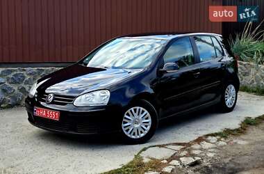 Хэтчбек Volkswagen Golf 2005 в Полтаве