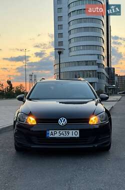 Универсал Volkswagen Golf 2014 в Запорожье