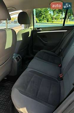 Универсал Volkswagen Golf 2009 в Коломые