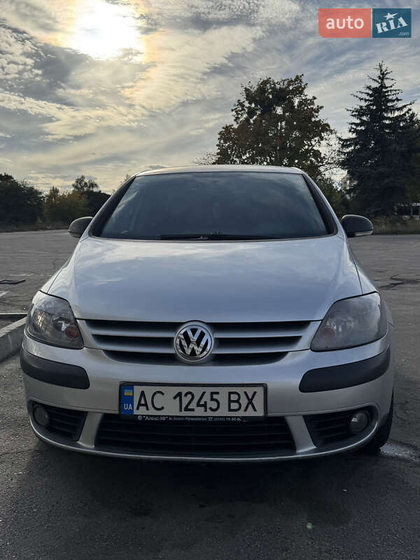 Хетчбек Volkswagen Golf 2007 в Кропивницькому