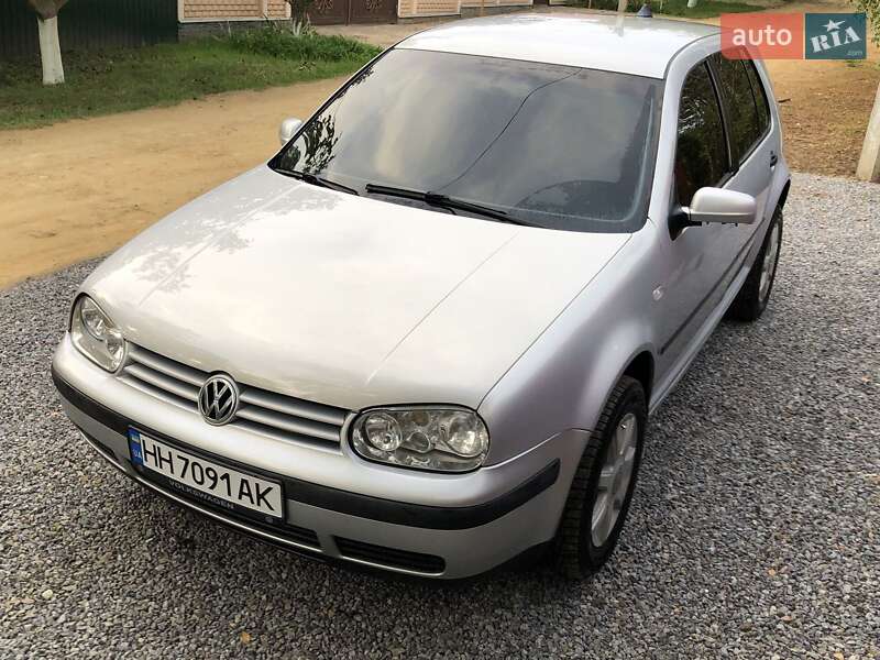 Хэтчбек Volkswagen Golf 2000 в Теплодаре