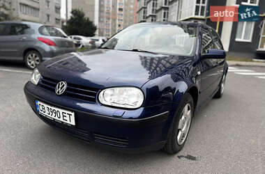 Хэтчбек Volkswagen Golf 2001 в Чернигове