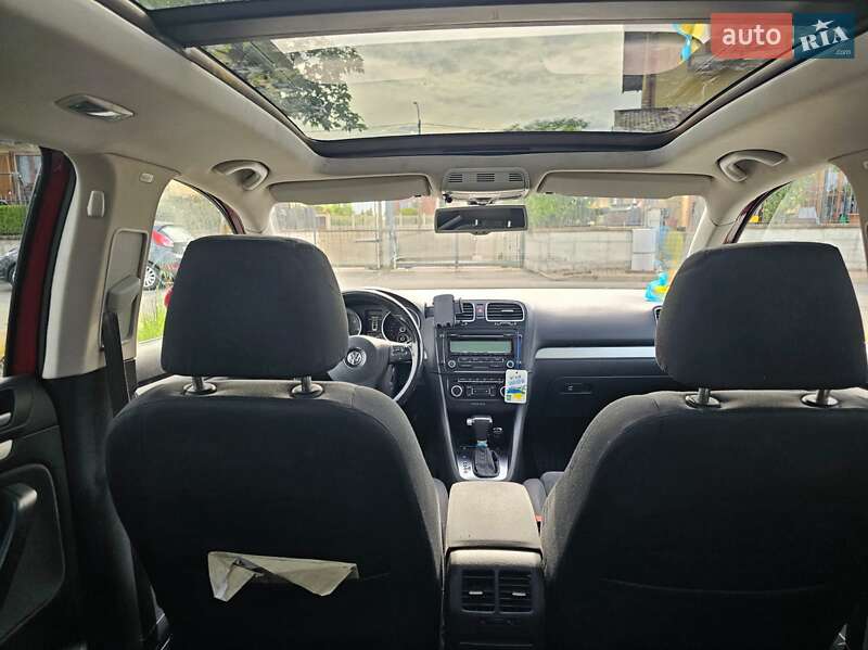 Універсал Volkswagen Golf 2010 в Кривому Розі