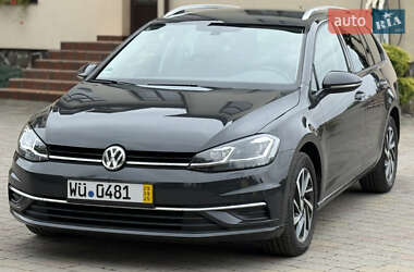 Універсал Volkswagen Golf 2017 в Стрию