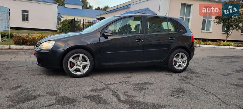 Хетчбек Volkswagen Golf 2007 в Лубнах
