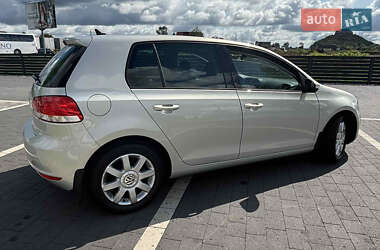 Хетчбек Volkswagen Golf 2010 в Мукачевому