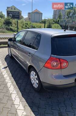 Хетчбек Volkswagen Golf 2007 в Києві