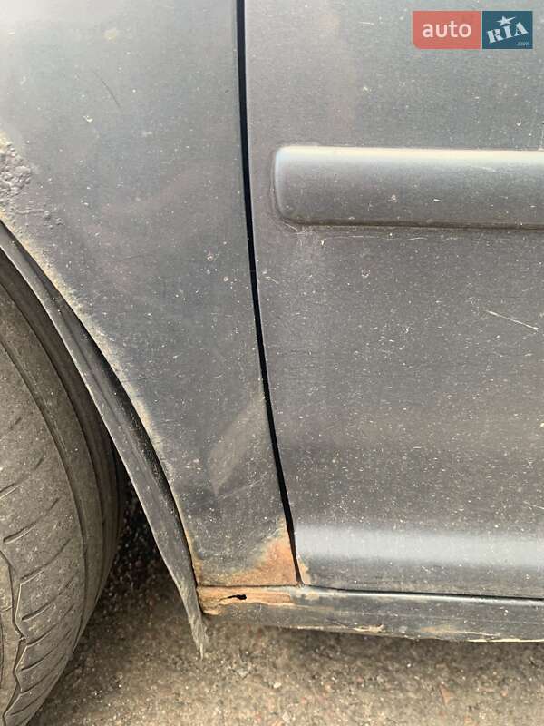 Хэтчбек Volkswagen Golf 2002 в Рокитном фото 2 Хэтчбек Volkswagen Golf 2002 в Рокитном