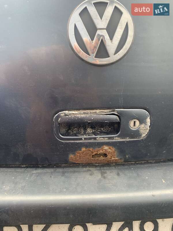 Хэтчбек Volkswagen Golf 2002 в Рокитном фото 4 Хэтчбек Volkswagen Golf 2002 в Рокитном