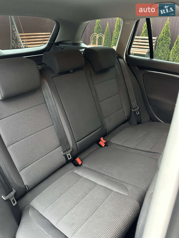 Універсал Volkswagen Golf 2010 в Бучачі