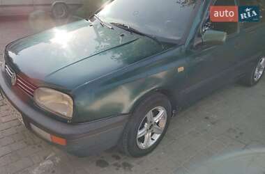 Хэтчбек Volkswagen Golf 1997 в Старичах