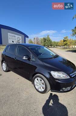 Хэтчбек Volkswagen Golf 2006 в Кривом Роге