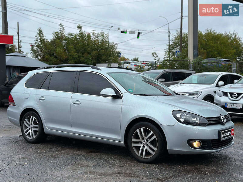 Універсал Volkswagen Golf 2010 в Вінниці