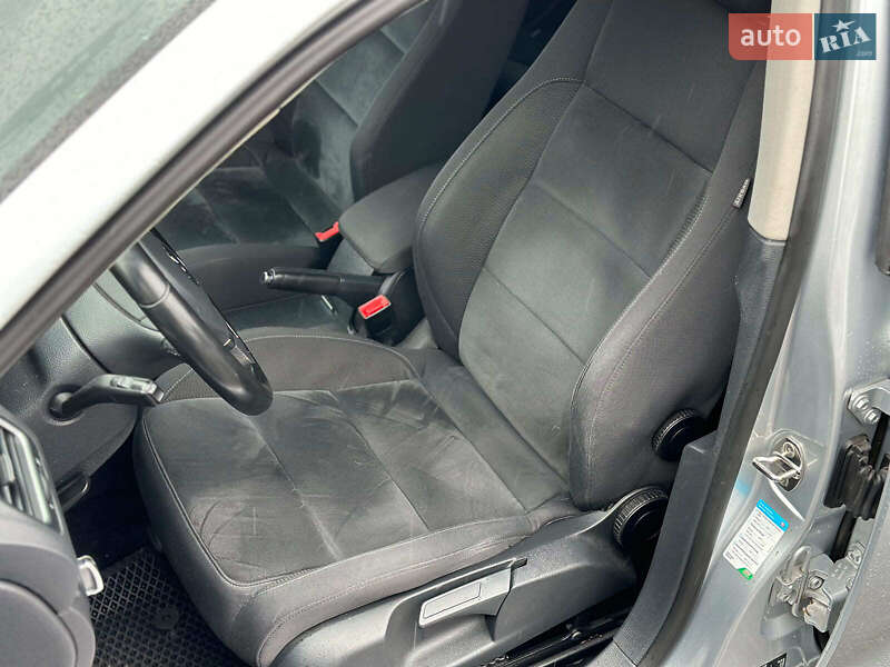 Універсал Volkswagen Golf 2010 в Вінниці