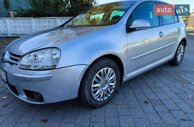 Хетчбек Volkswagen Golf 2008 в Надвірній