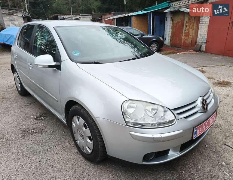 Хетчбек Volkswagen Golf 2007 в Чернігові