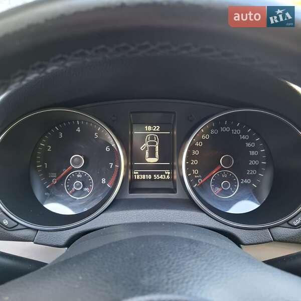 Хэтчбек Volkswagen Golf 2009 в Львове