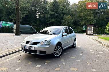 Хетчбек Volkswagen Golf 2006 в Дрогобичі