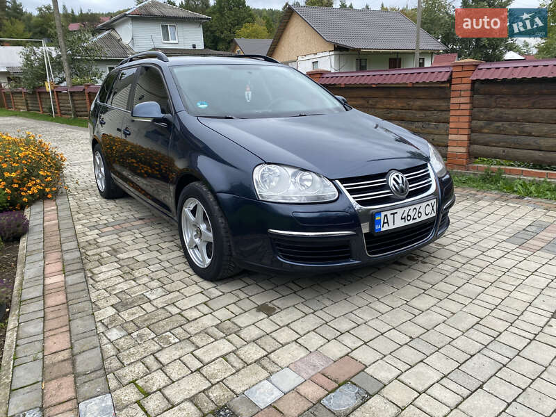 Універсал Volkswagen Golf 2008 в Косові