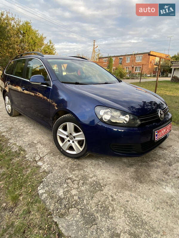 Универсал Volkswagen Golf 2009 в Ровно