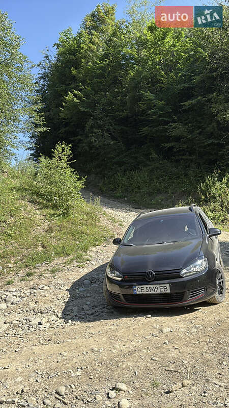 Універсал Volkswagen Golf 2013 в Чернівцях