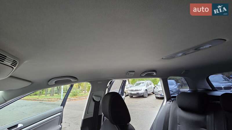 Універсал Volkswagen Golf 2008 в Києві