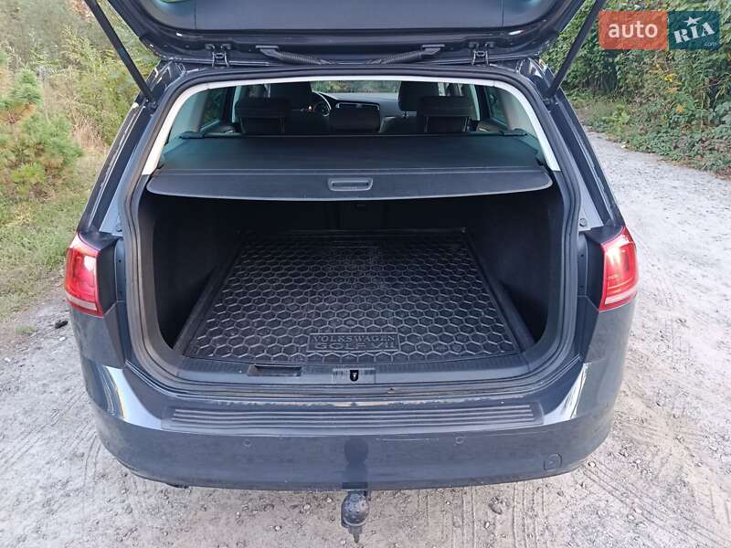 Універсал Volkswagen Golf 2016 в Києві