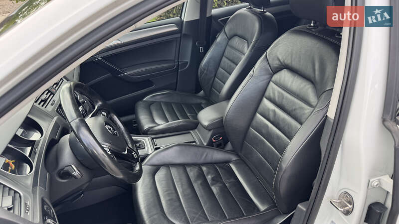 Універсал Volkswagen Golf 2014 в Косові