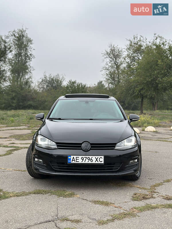 Хетчбек Volkswagen Golf 2014 в Черкасах