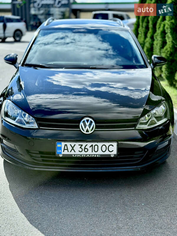 Универсал Volkswagen Golf 2013 в Харькове