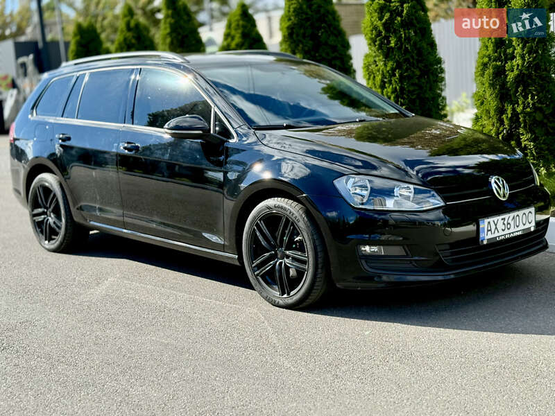 Универсал Volkswagen Golf 2013 в Харькове