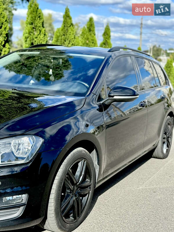 Универсал Volkswagen Golf 2013 в Харькове