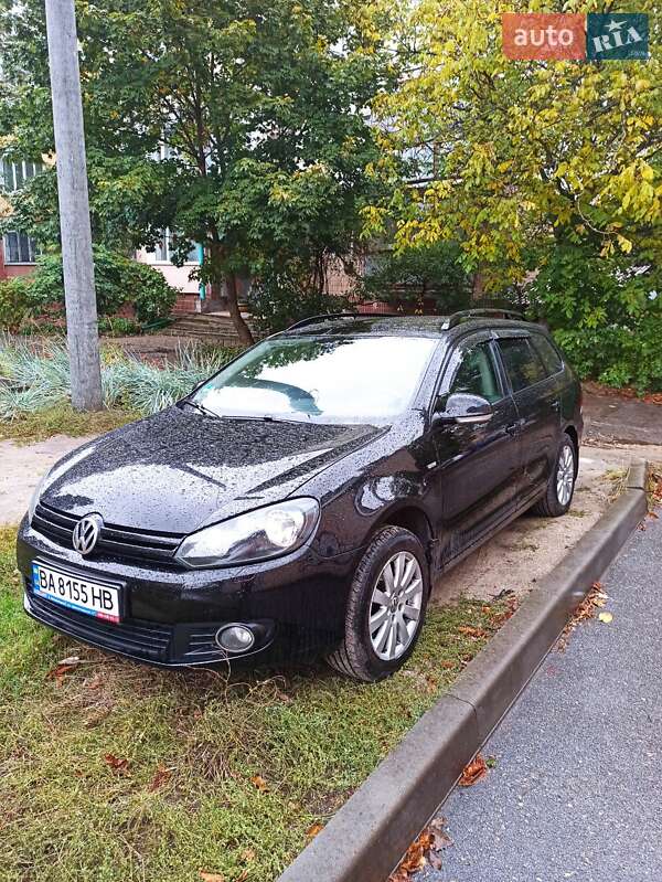 Універсал Volkswagen Golf 2012 в Кропивницькому
