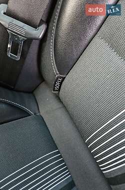 Универсал Volkswagen Golf 2013 в 