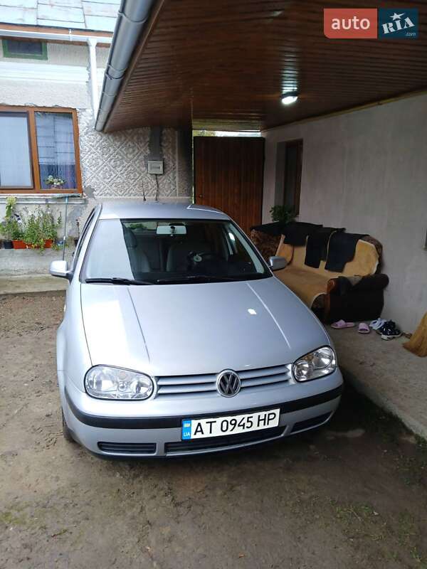 Хетчбек Volkswagen Golf 1999 в Івано-Франківську