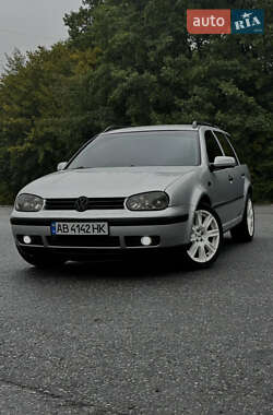 Універсал Volkswagen Golf 2002 в Вінниці