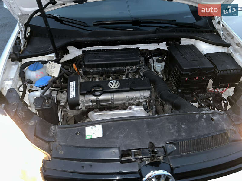 Універсал Volkswagen Golf 2010 в Чернігові