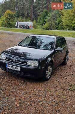 Хетчбек Volkswagen Golf 2002 в Шепетівці