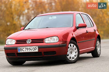 Хэтчбек Volkswagen Golf 2002 в Мене