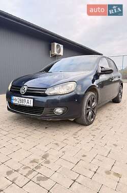 Хэтчбек Volkswagen Golf 2011 в Львове