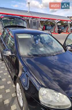 Хетчбек Volkswagen Golf 2007 в Полтаві