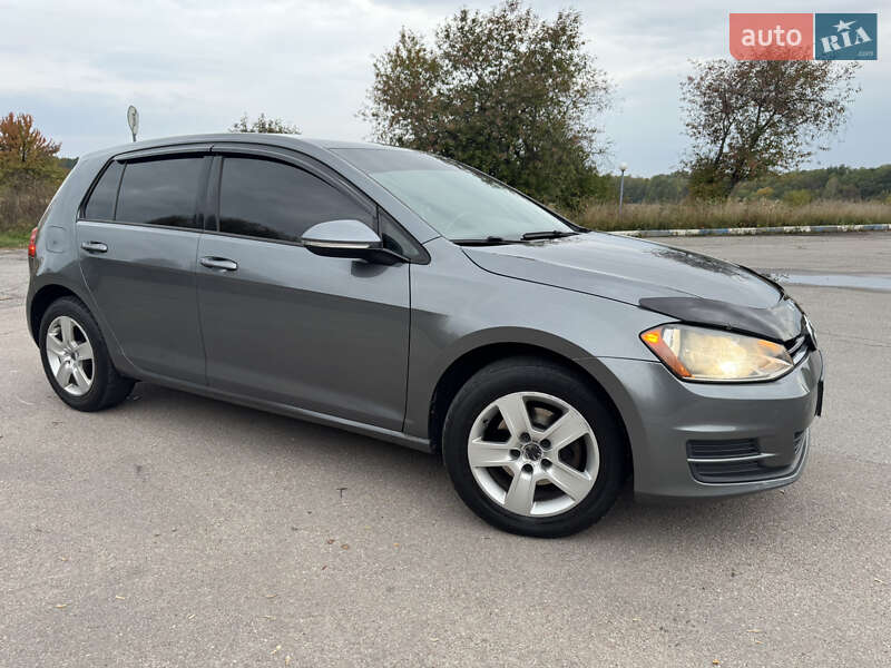 Хэтчбек Volkswagen Golf 2014 в Кролевце