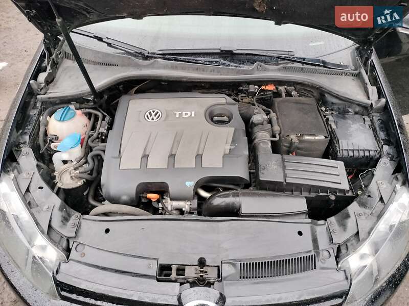 Универсал Volkswagen Golf 2012 в Виннице