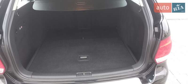 Универсал Volkswagen Golf 2012 в Луцке