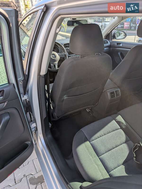 Универсал Volkswagen Golf 2012 в Львове фото 32 Универсал Volkswagen Golf 2012 в Львове