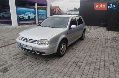 Хэтчбек Volkswagen Golf 2002 в Ровно