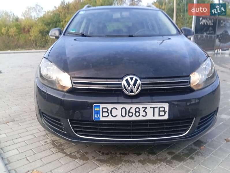 Универсал Volkswagen Golf 2010 в Стрые