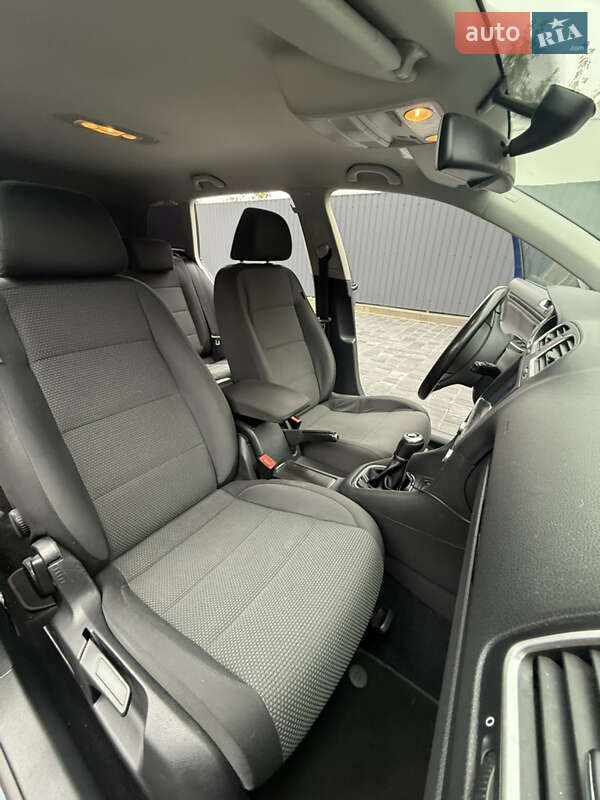 Універсал Volkswagen Golf 2010 в Хмельницькому