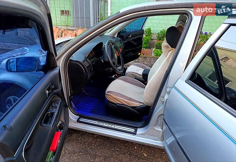 Хэтчбек Volkswagen Golf 2000 в Гостомеле фото 3 Хэтчбек Volkswagen Golf 2000 в Гостомеле